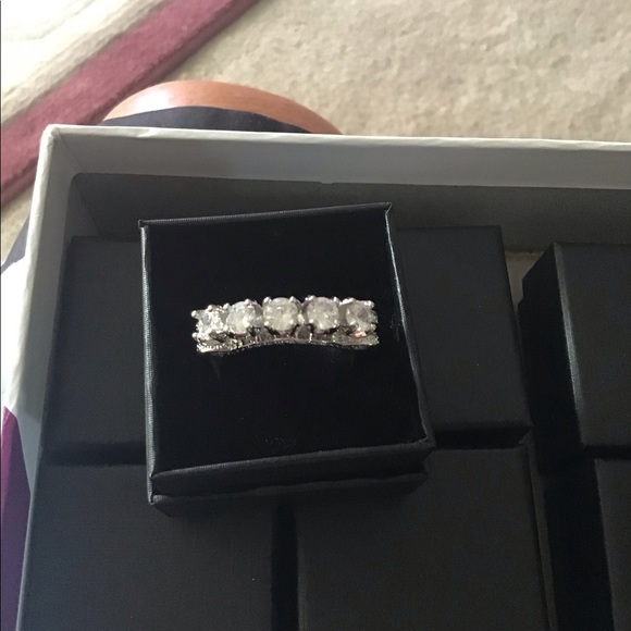 Ring 925 stamped with 5 large white stones NEW sets up high 6.5 /7 on - Picture 12 of 13
